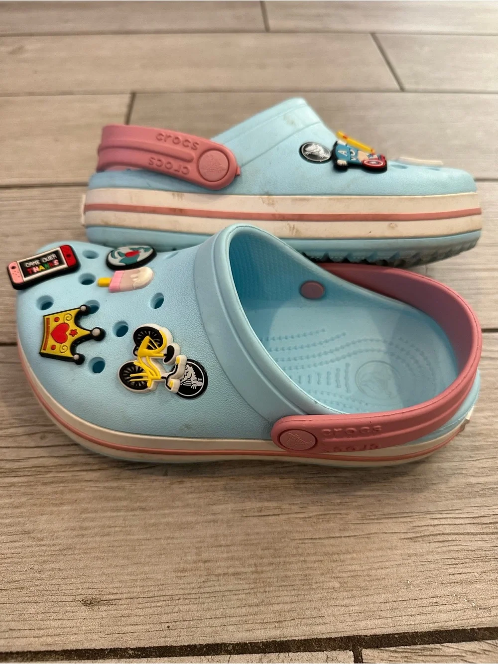 Kids size J2 genuine Crocs Aqua/Pink